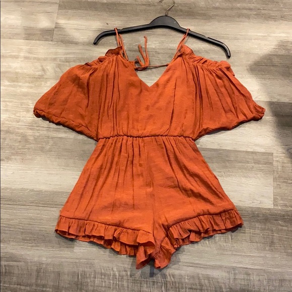 Burnt orange romper - Picture 1 of 4